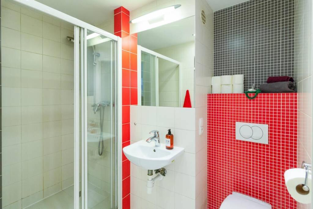 Cupcake 2 Bedroom Loft Apt In Best Location! Krakow Ngoại thất bức ảnh